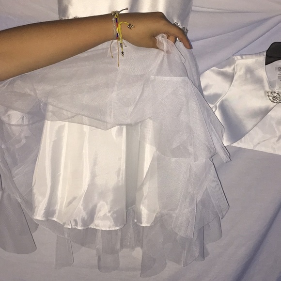 BONNIE JEAN TULLE & SATIN DRESS WITH BOLERO JACKET & RHINESTONE CLASP - Picture 10 of 13